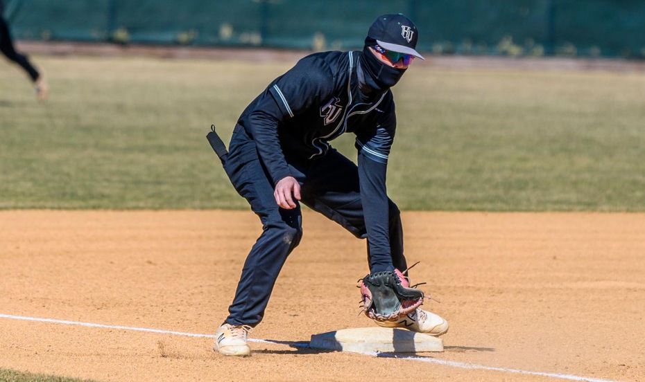 Baseball Falls in Extras to No. 10 Herkimer