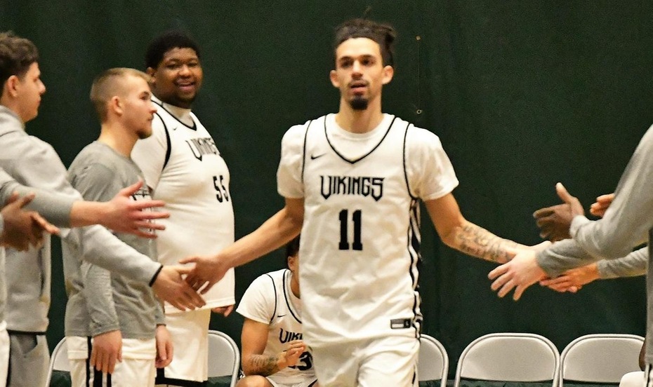 Men's Basketball's Green Scores 36 points in Win over Cayuga