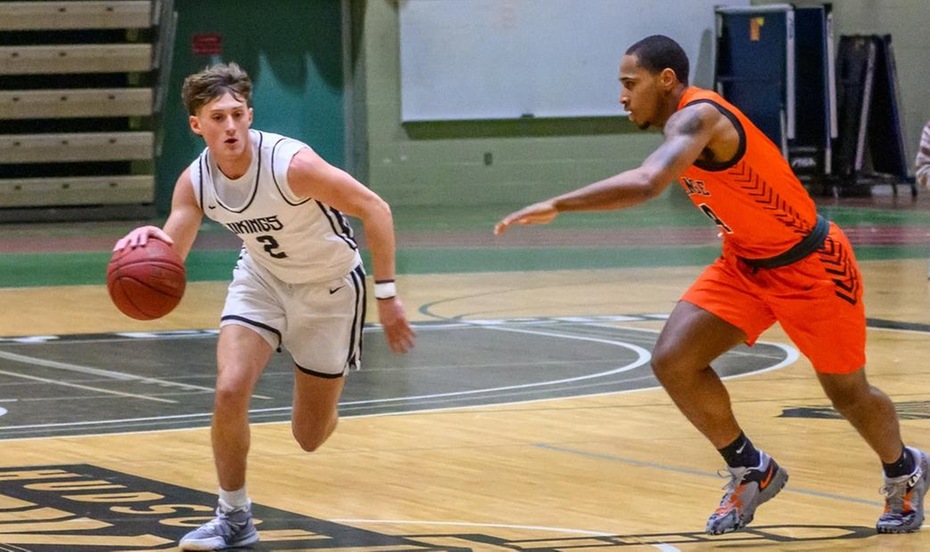 Men's Basketball Falls Late to No. 3 Herkimer