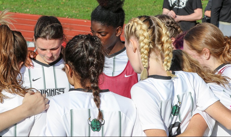 Women's Soccer Defeated in Double Overtime