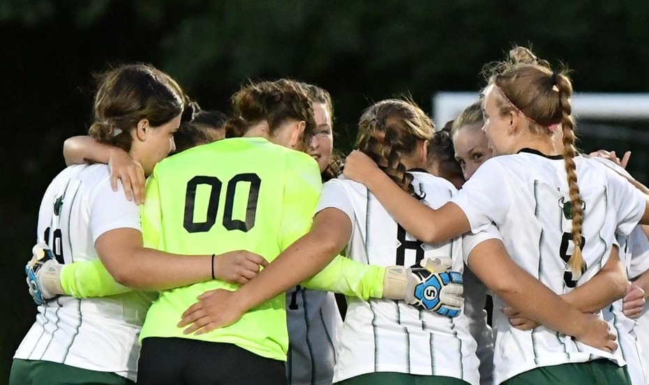 Women's Soccer Claims Critical Region 3 Win over Adirondack