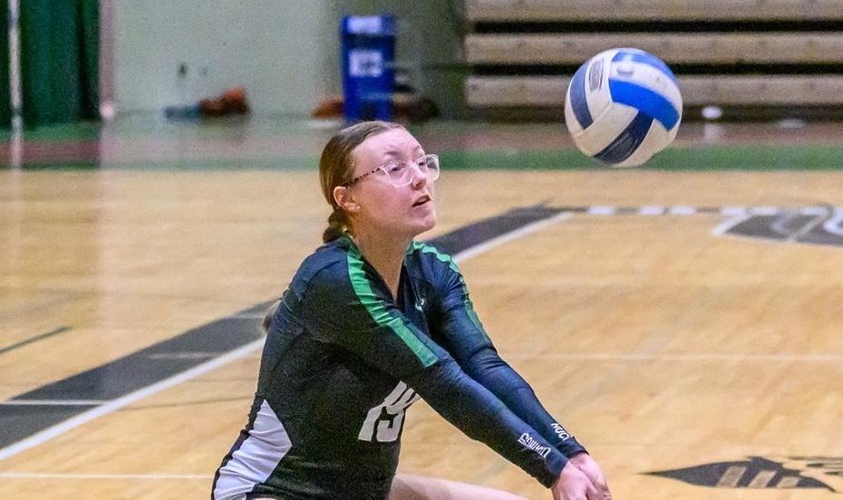 Volleyball Sweeps Pod; Wins 5th Straight Match
